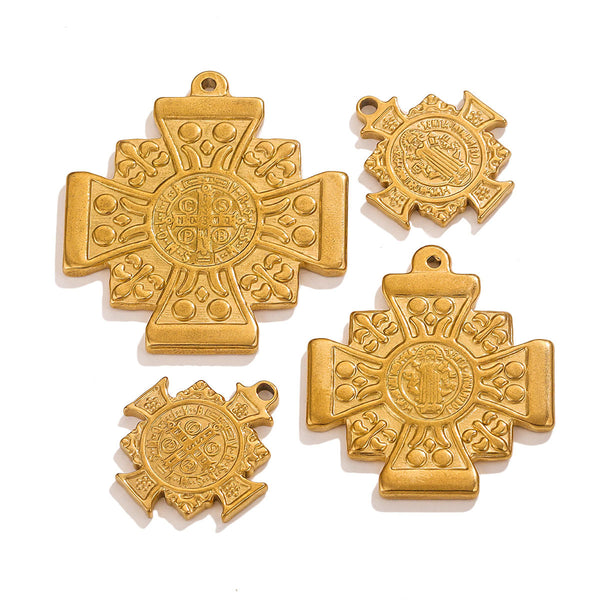Stainless Steel Personalized Design Cross Queen Fare Pendant Keychain Products Spot