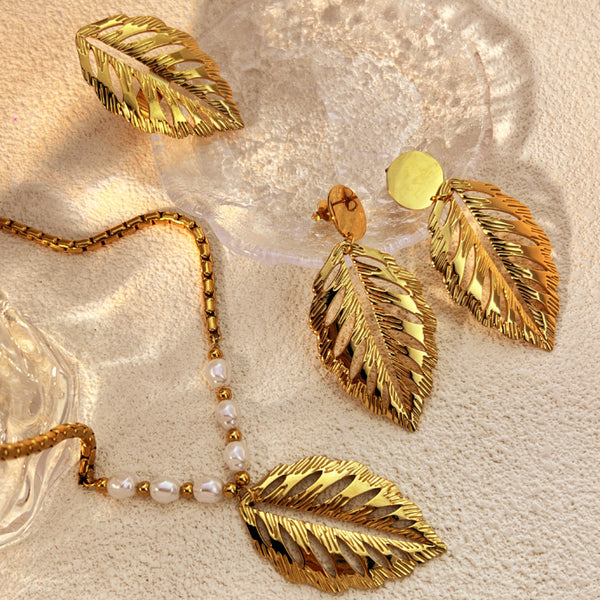 Fashion Stainless Steel Jewelry Sets Leaf-Shaped Necklaces Earrings